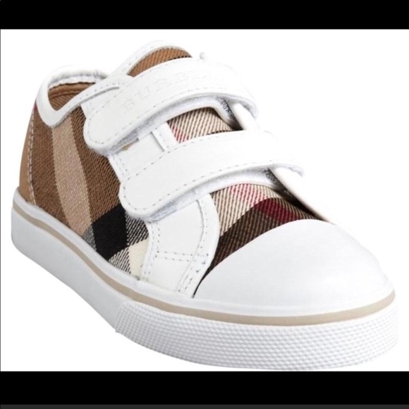 Burberry Kids 5 - Picture 1 of 4
